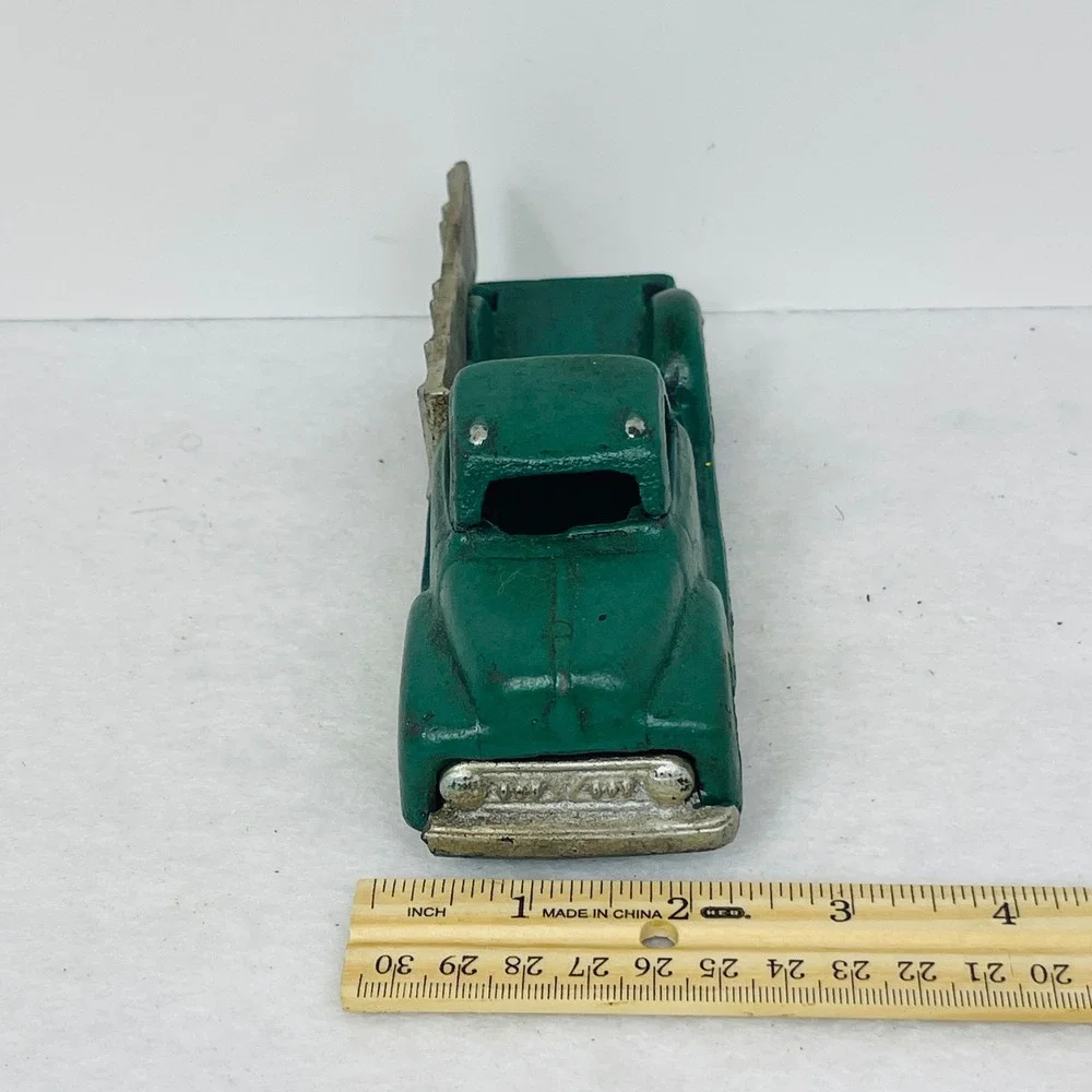 Vintage Green Cast Iron Pickup Truck Toy Stake Side Bed Collectible 6 Inch